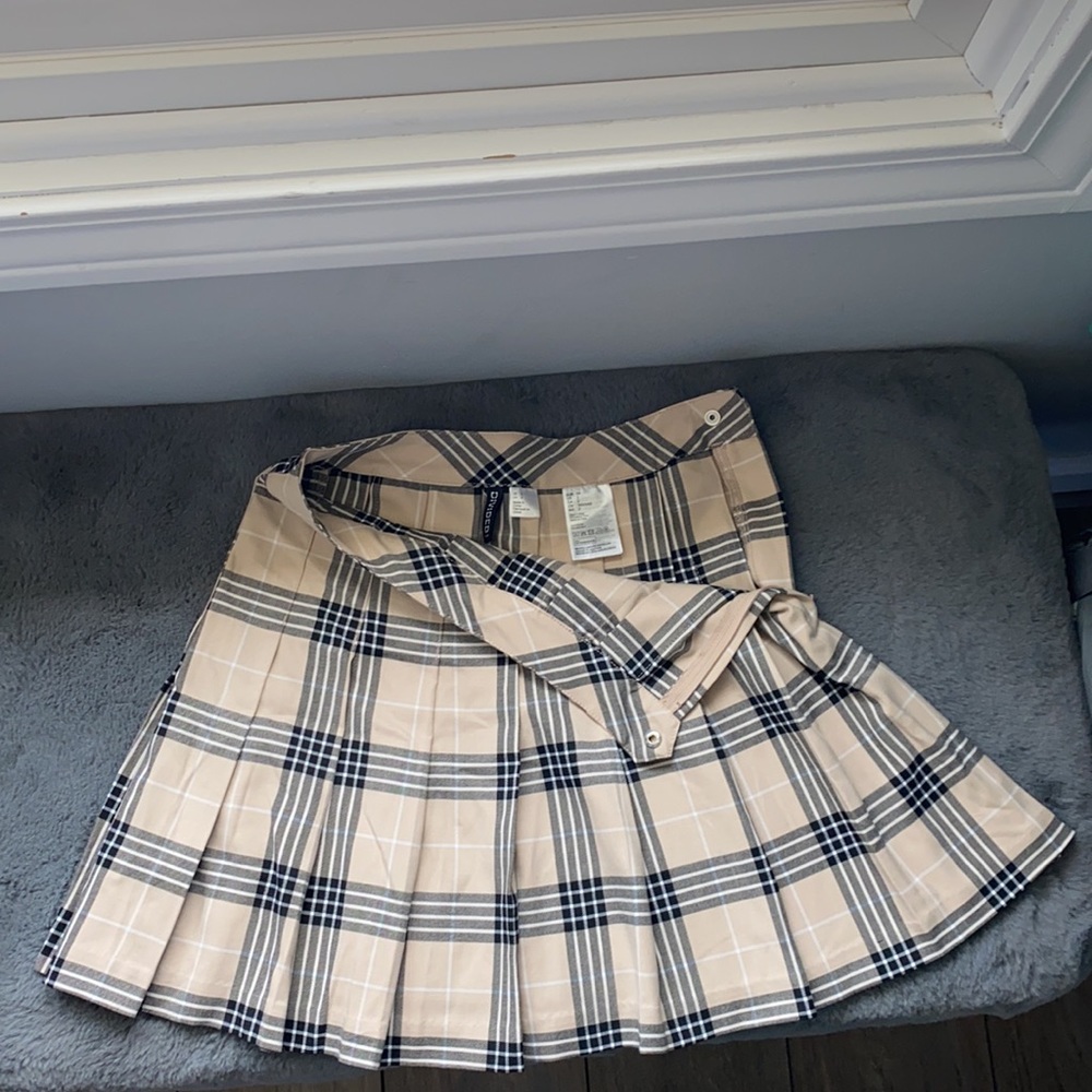 plaid skirt